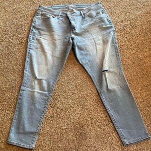 Women’s Levi’s 310 Shaping Skinny Jeans Size 20R